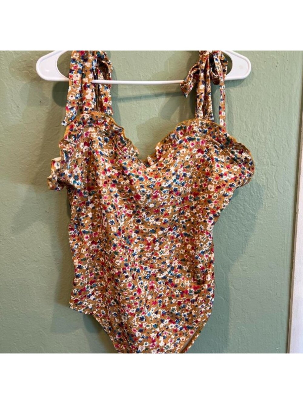 SHEIN yellow/multicoloured floral body suit Size L .